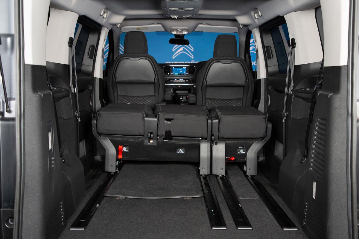 Citroen e-SpaceTourer boot open