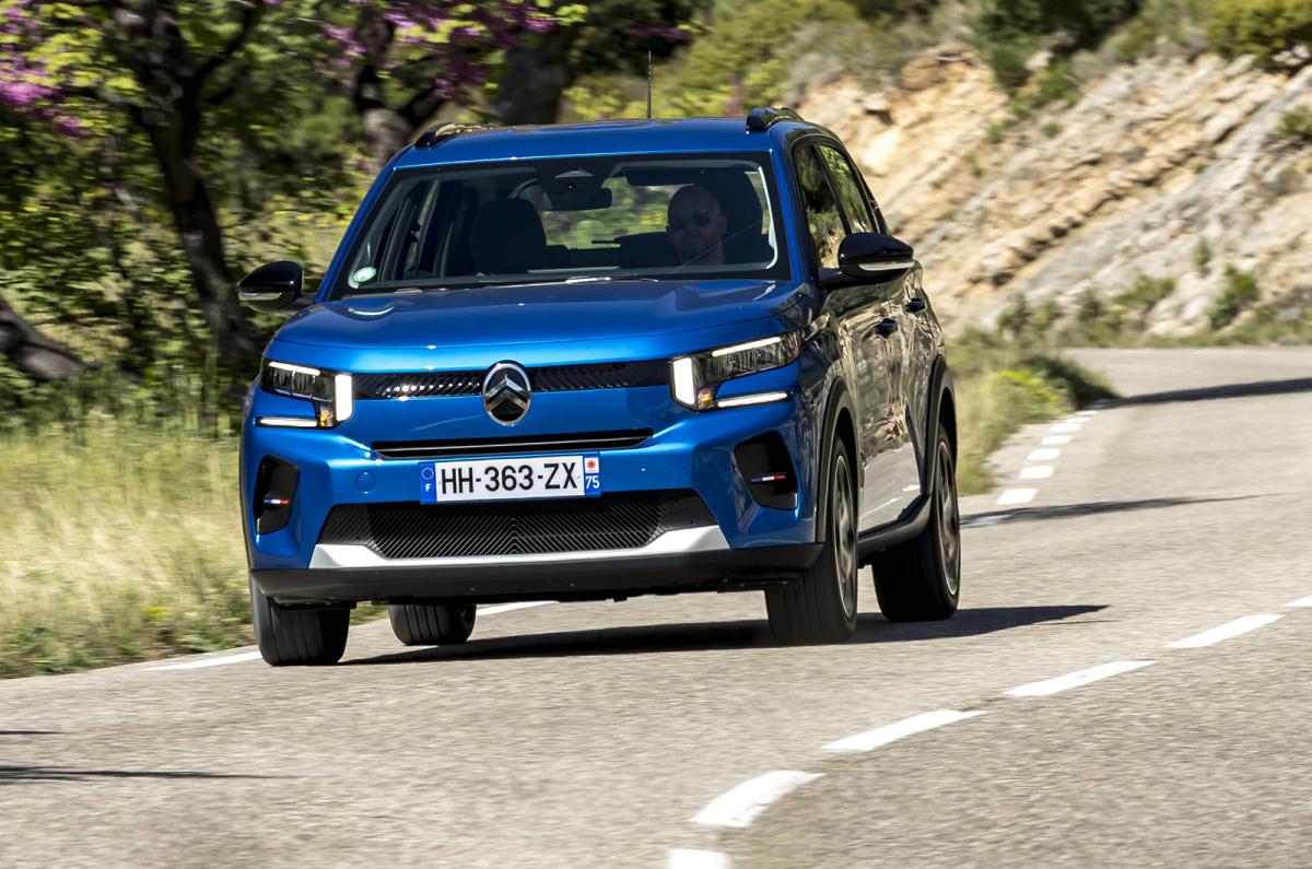 Citroën ë-C3 front cornering