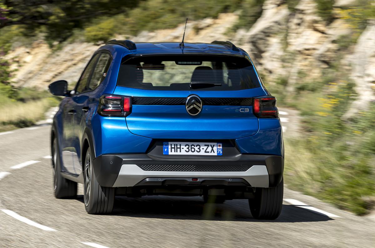 Citroën ë-C3 rear cornering