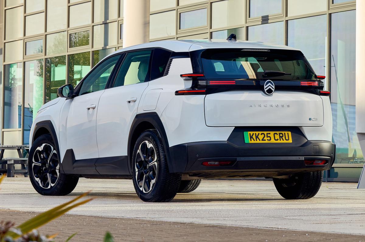 Citroën ë-C5 Aircross static rear left