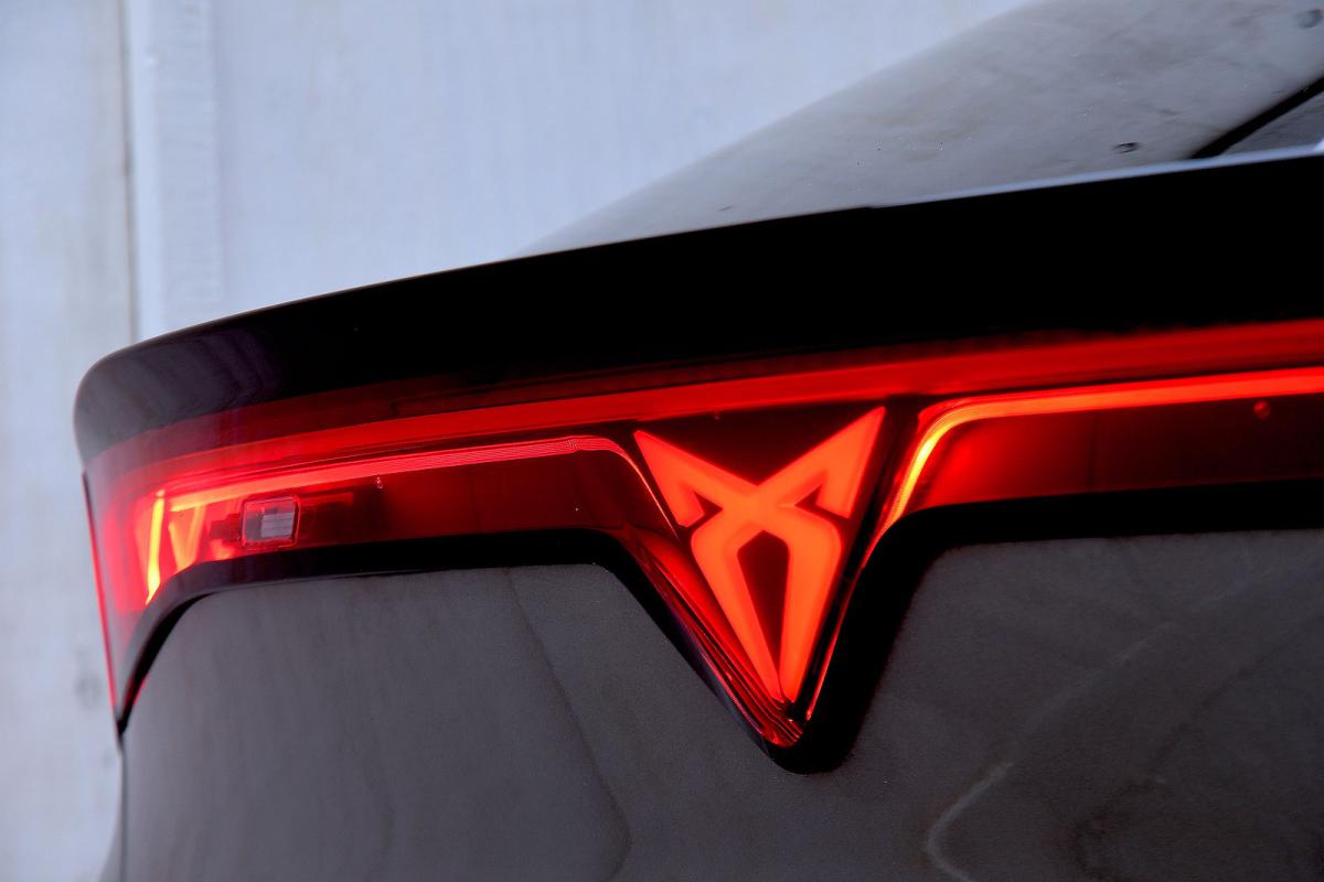 Cupra Tavascan rear lights