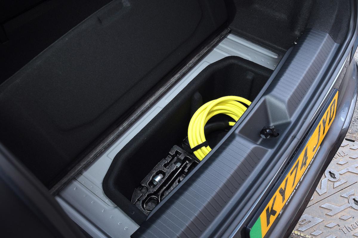 Cupra Tavascan rear interior vents