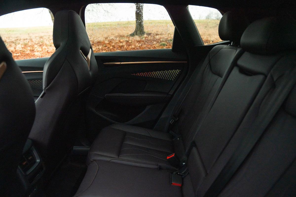 Cupra Terramar back seats