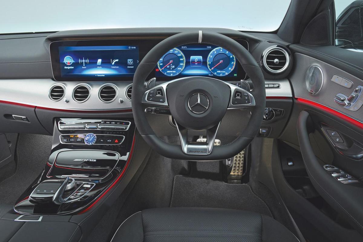 New BMW M5 vs Mercedes-AMG E63 S