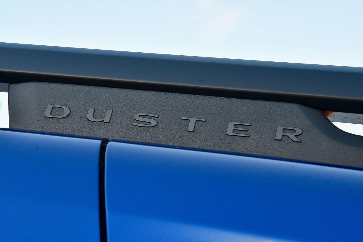 Dacia Duster Commercial 2022 roof bar