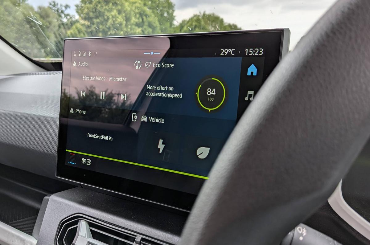 Dacia Spring Cargo touchscreen
