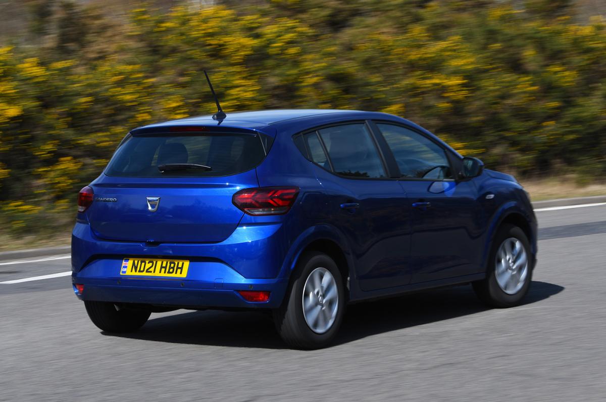 Used Dacia Sandero 2021-present rear driving