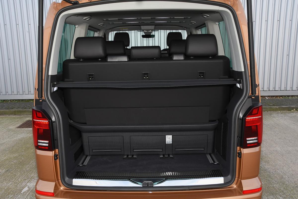 Volkswagen Caravelle 2020 RHD boot open