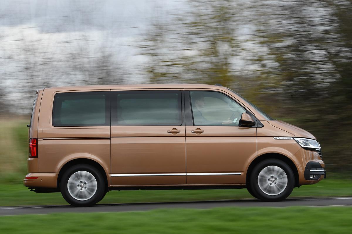 Volkswagen Caravelle 2020 RHD right panning