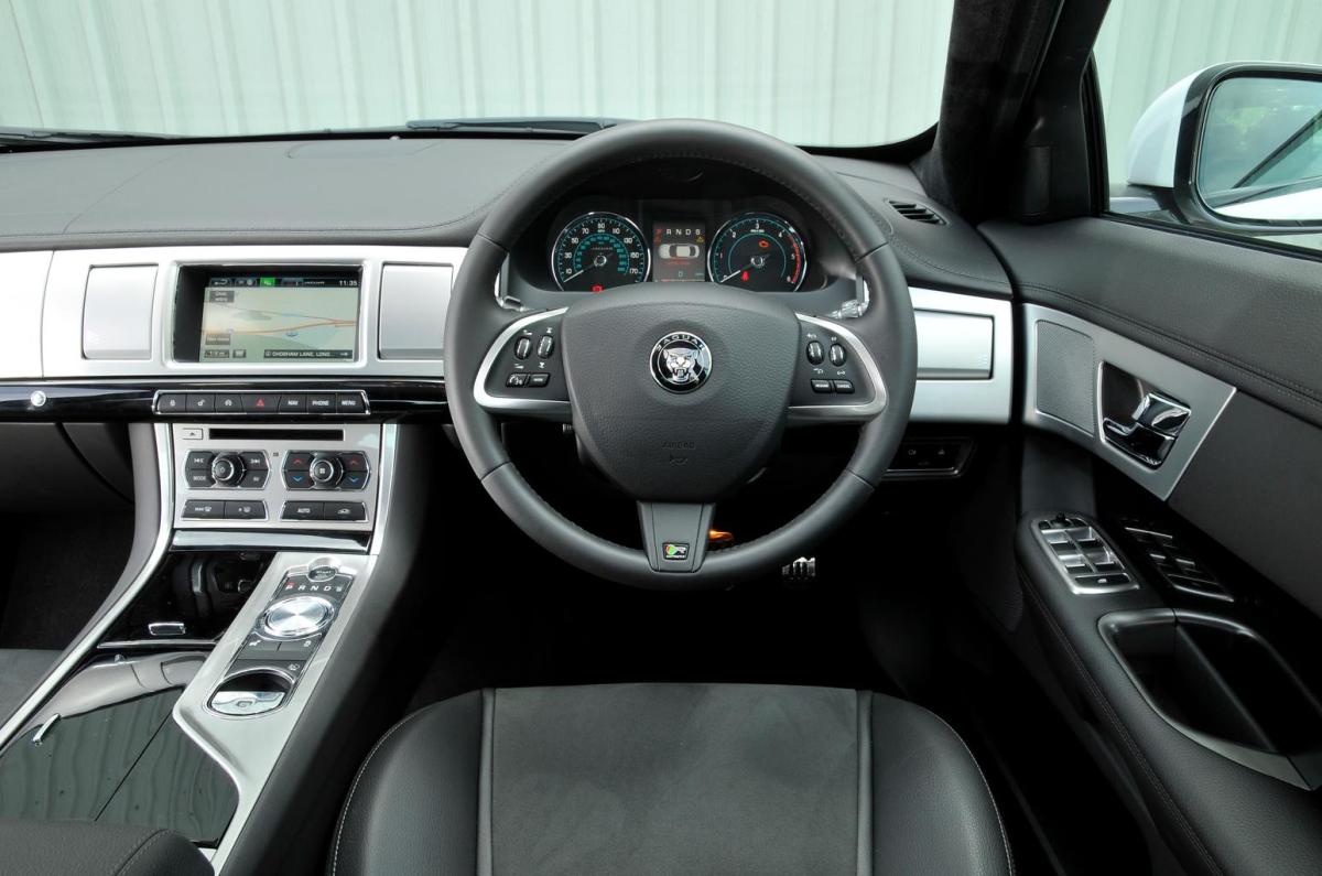 Jaguar XF (07 - 15)