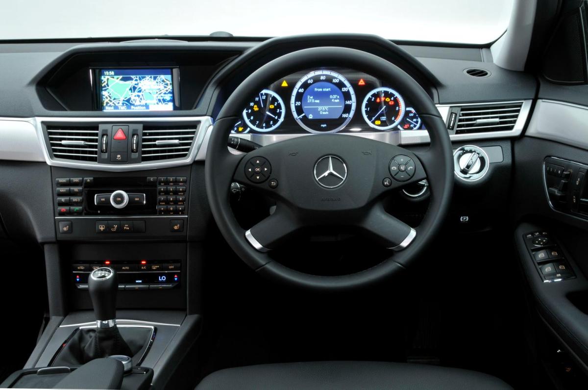 Mercedes-Benz E-Class Saloon (09 - 16)