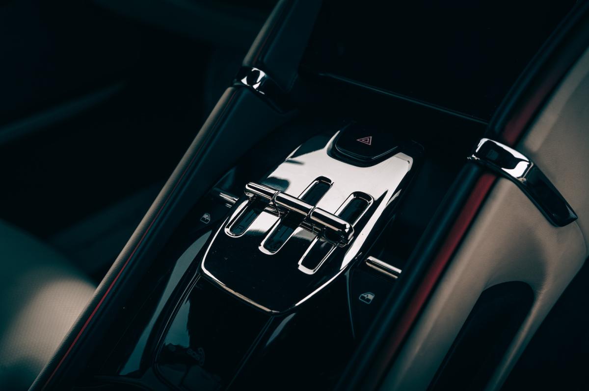 Ferrari Roma 2021 interior detail