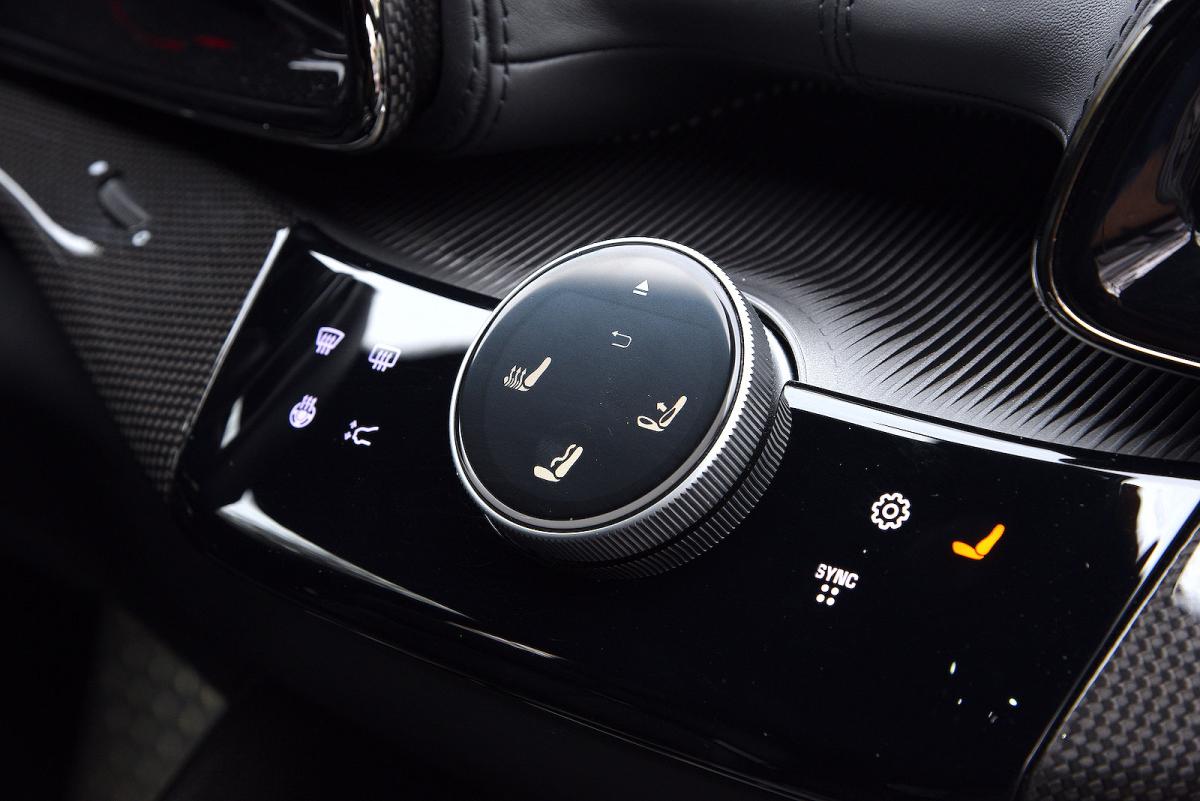 Ferrari Purosangue interior controls