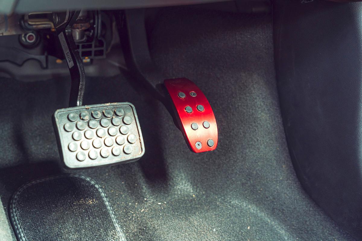 Fiat 500e pedals