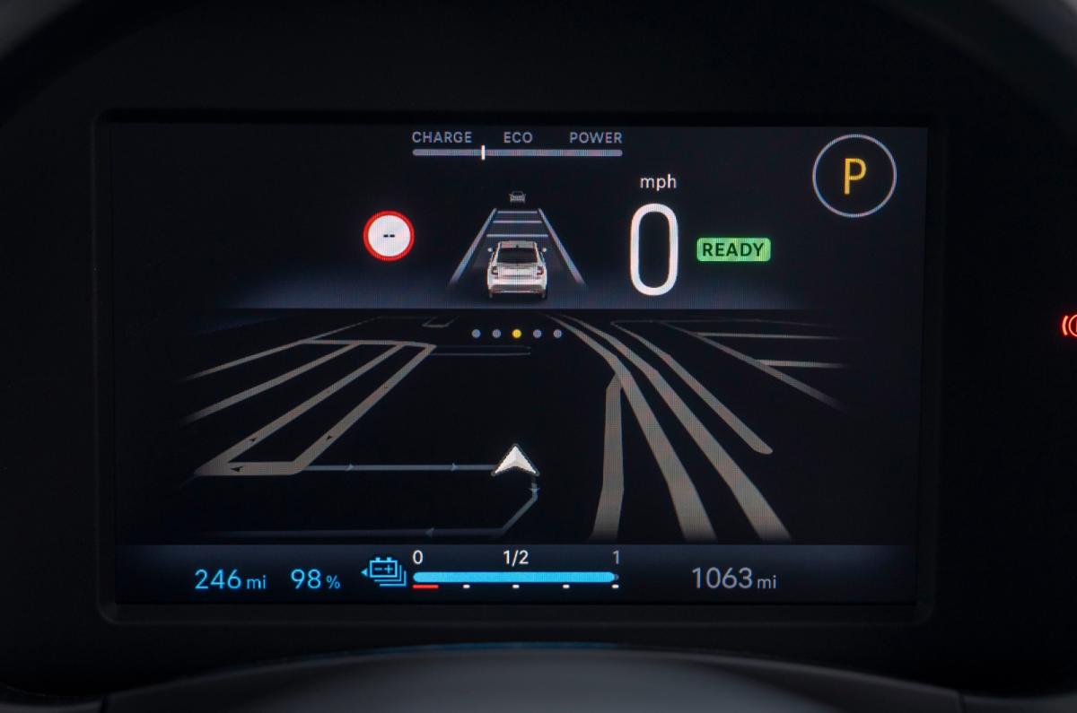Fiat 600e driver display