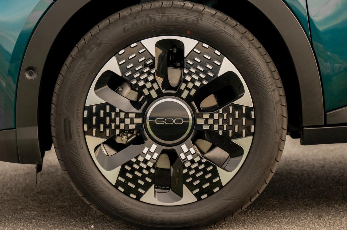 Fiat 600e wheel detail