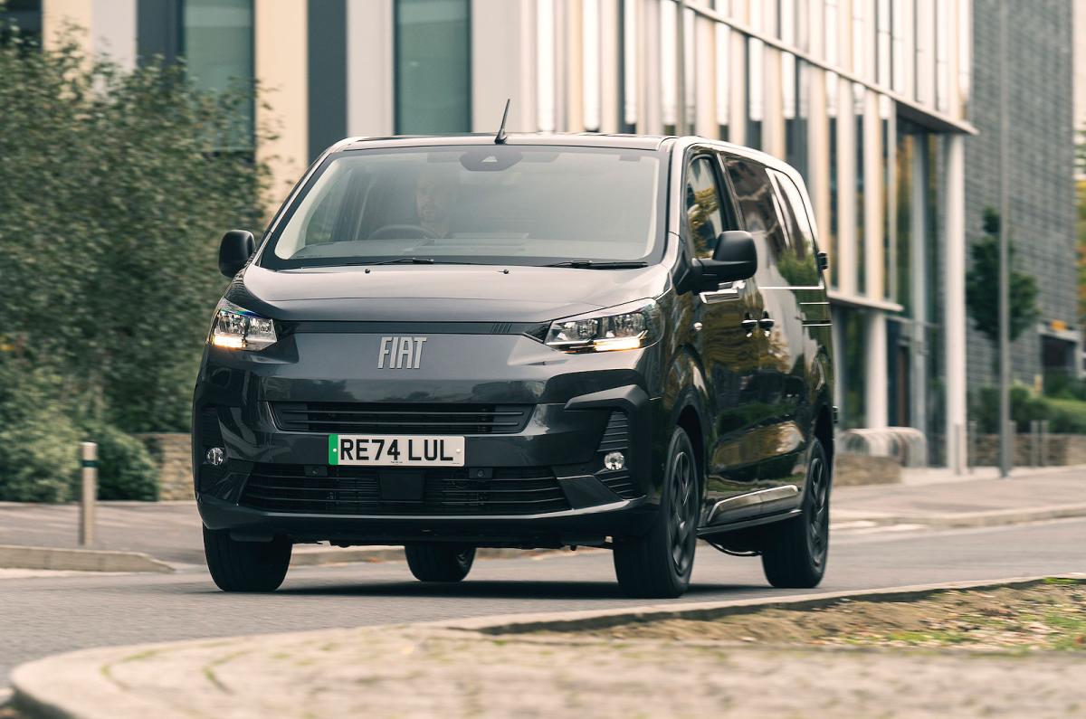 Fiat E-Scudo front left driving
