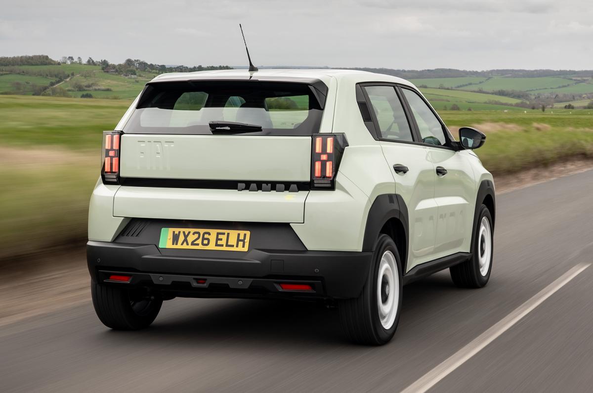Fiat Grande Panda Electric driving rear right