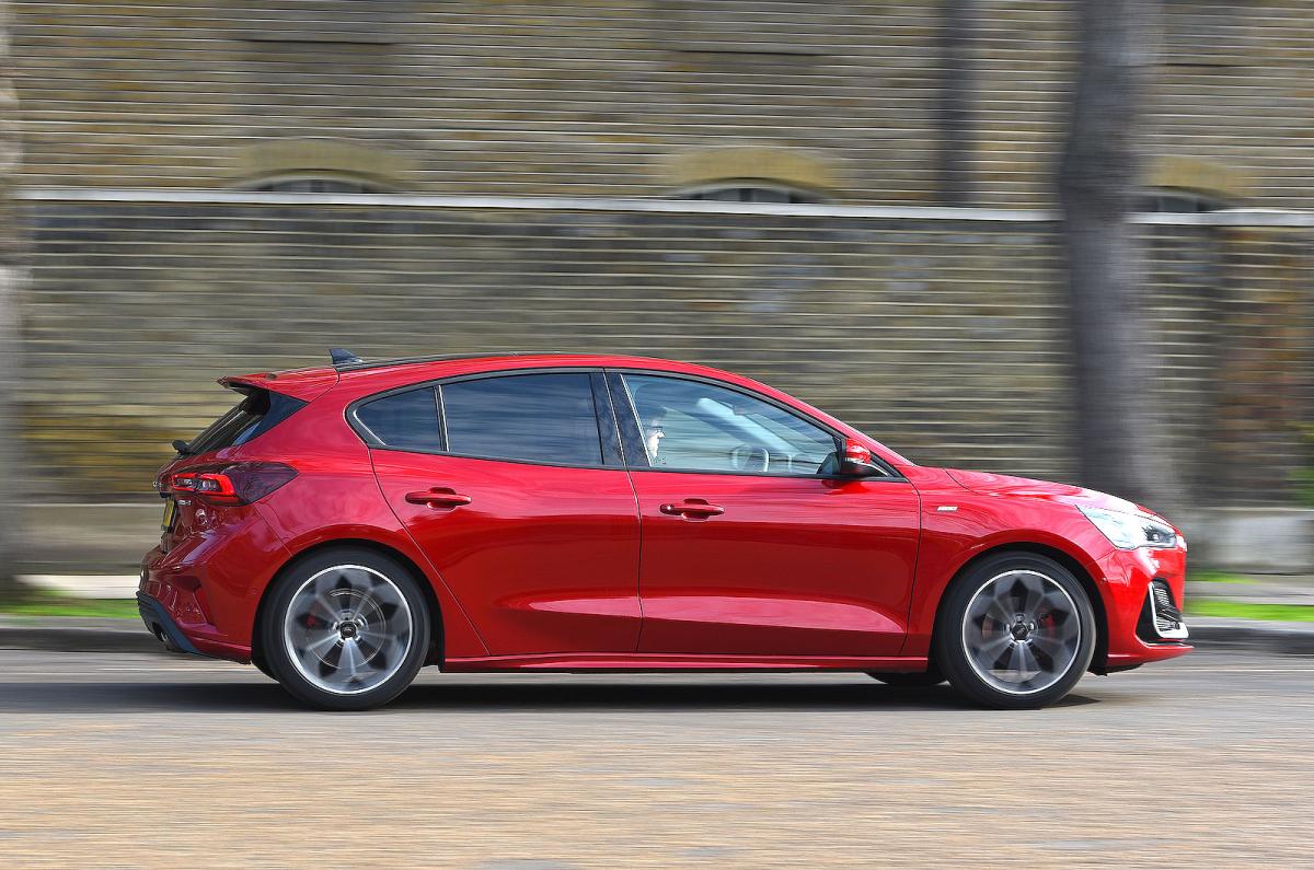 Ford Focus right driving