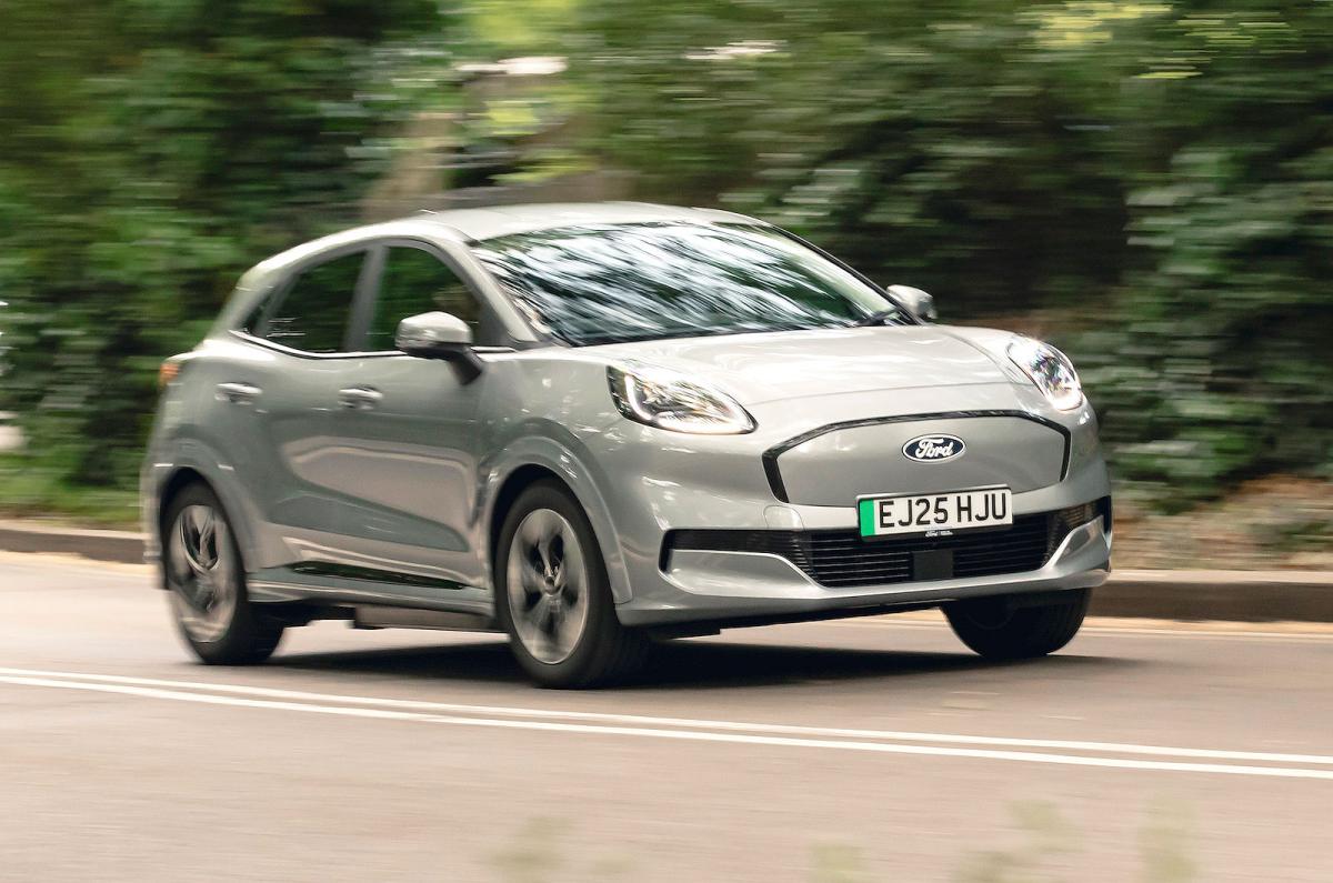 Ford Puma Gen-E front right driving