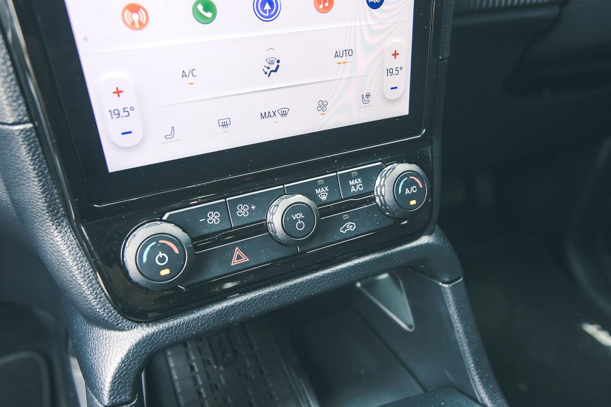 Ford Ranger air-con controls