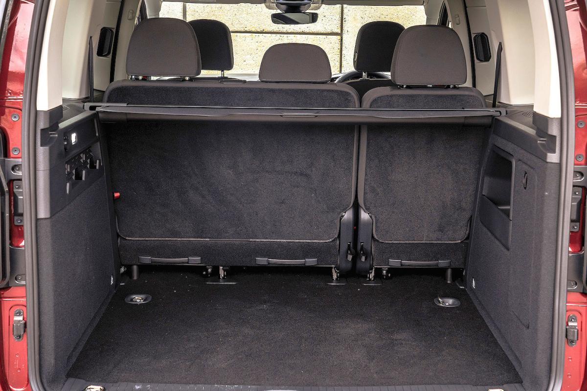 Ford Tourneo Connect boot