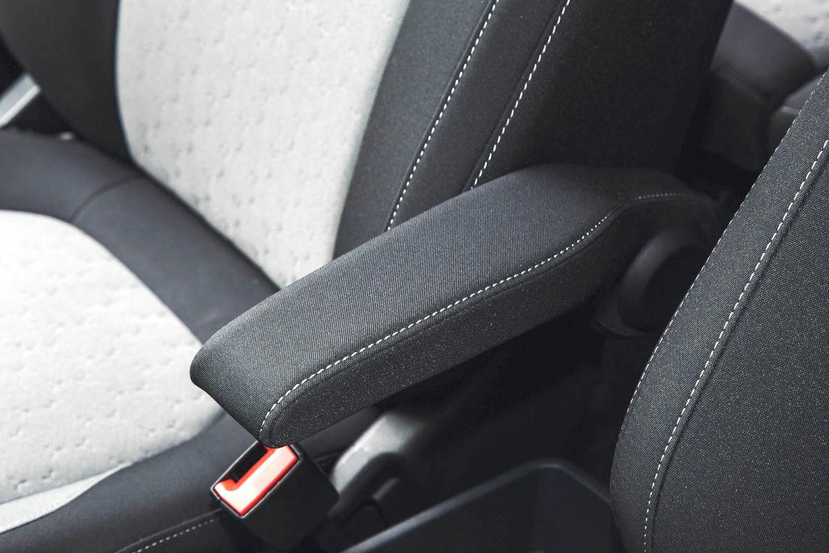 Ford Tourneo Courier armrest