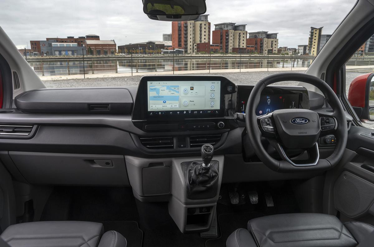 Ford Tourneo Custom dashboard
