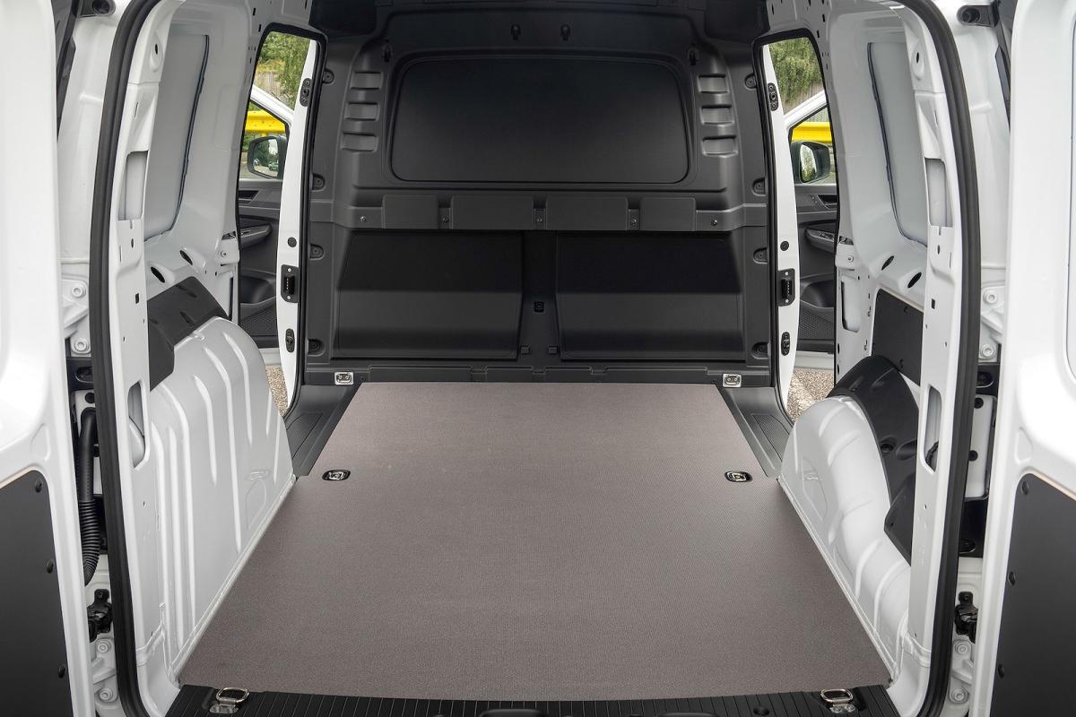 Ford Transit Connect LWB load bay
