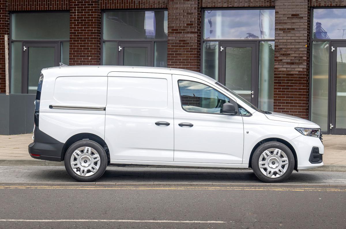 Ford Transit Connect LWB right static