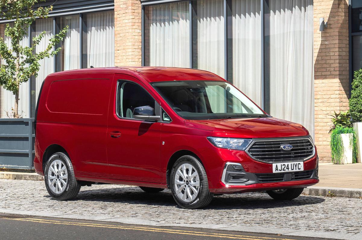 Ford Transit Connect SWB front right static