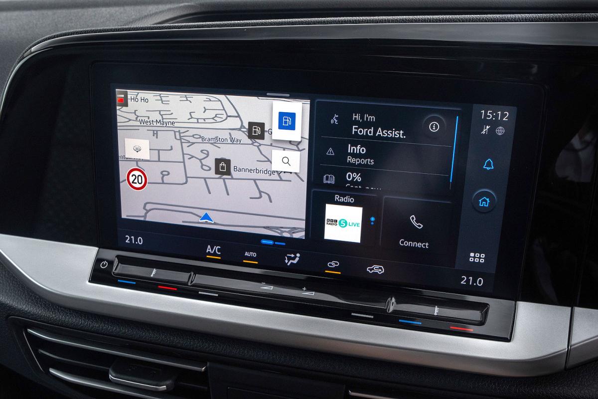 Ford Transit Connect SWB infotainment touchscreen