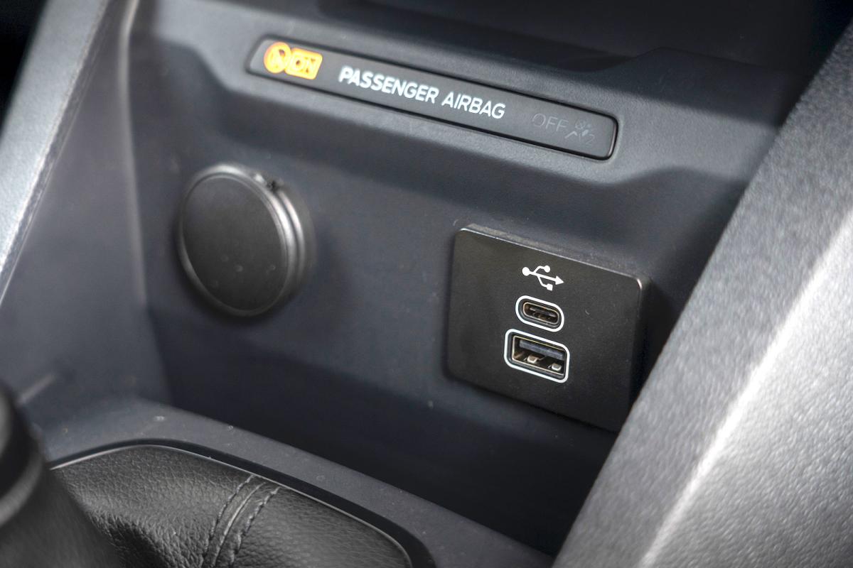 Ford Transit Courier interior detail