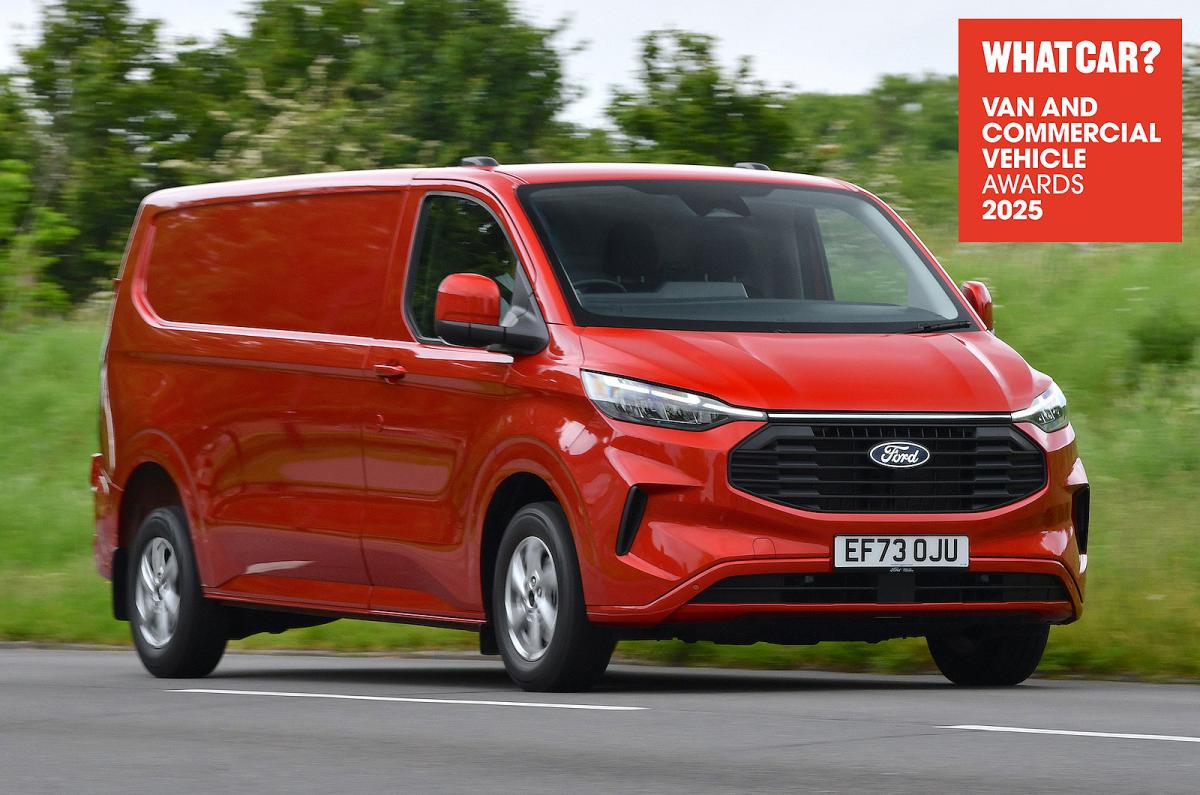 Ford Transit Custom front right driving