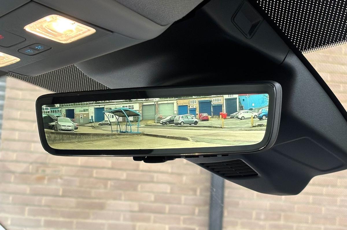 Ford Transit Custom PHEV digital rearview mirror
