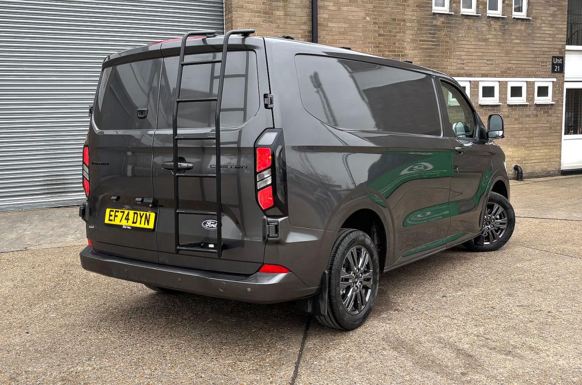 Ford Transit Custom PHEV rear right static