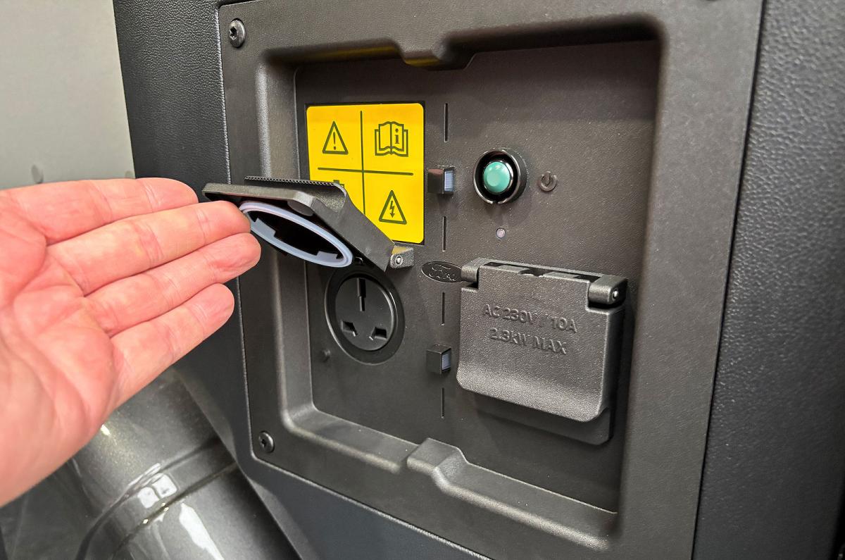 Ford Transit Custom PHEV three-pin sockets