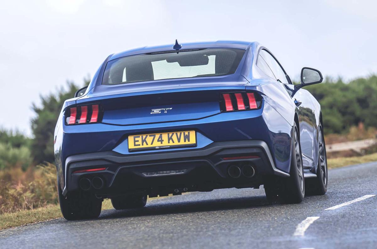 Ford Mustang GT rear cornering