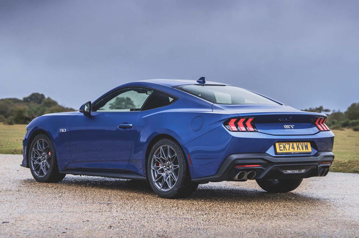 Ford Mustang GT rear left static