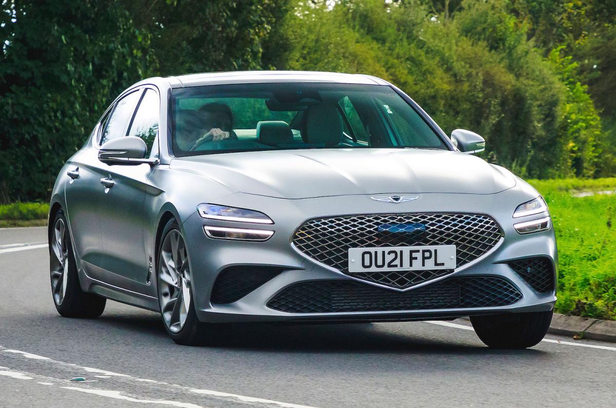 Genesis G70 front cornering