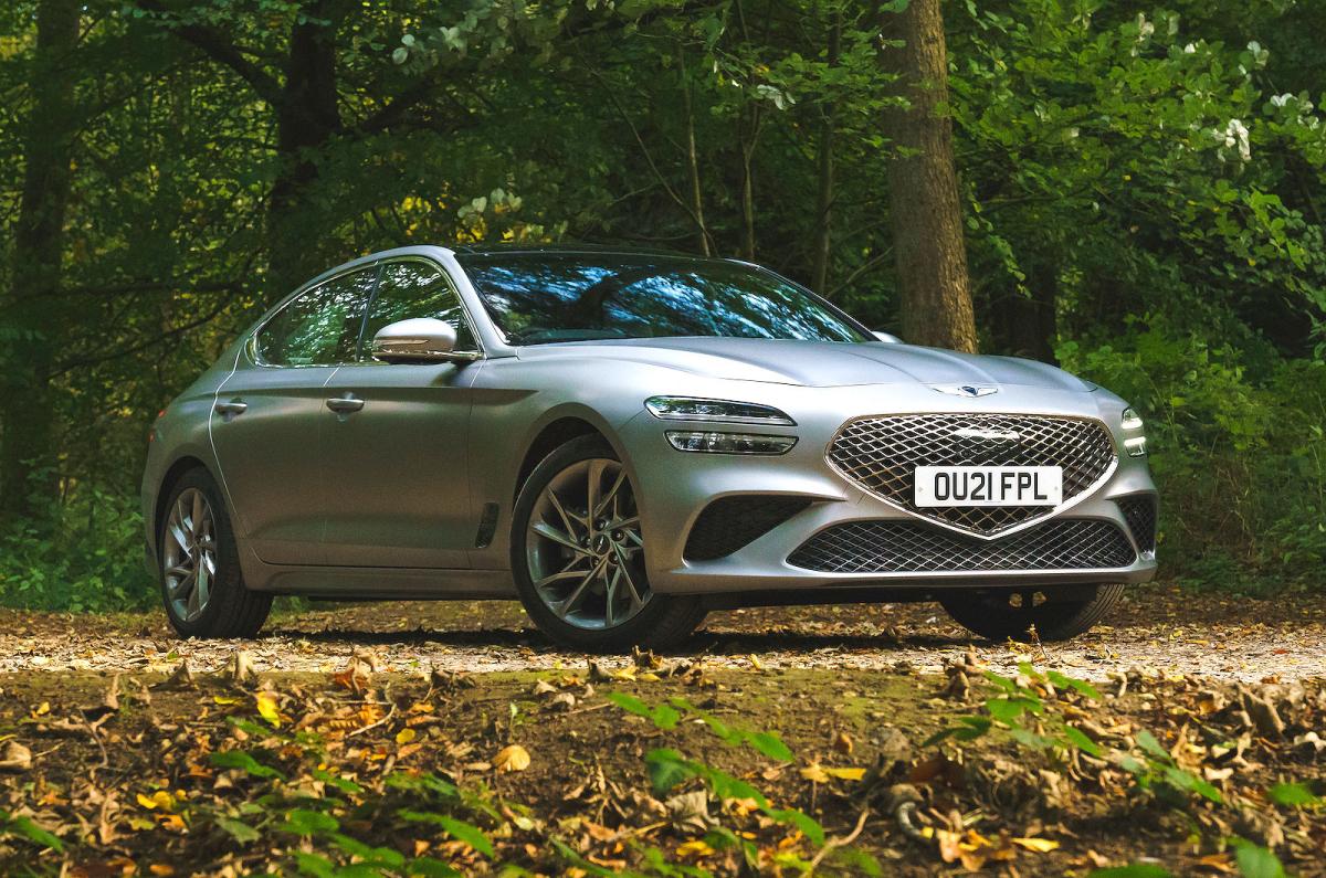 Genesis G70 front right static