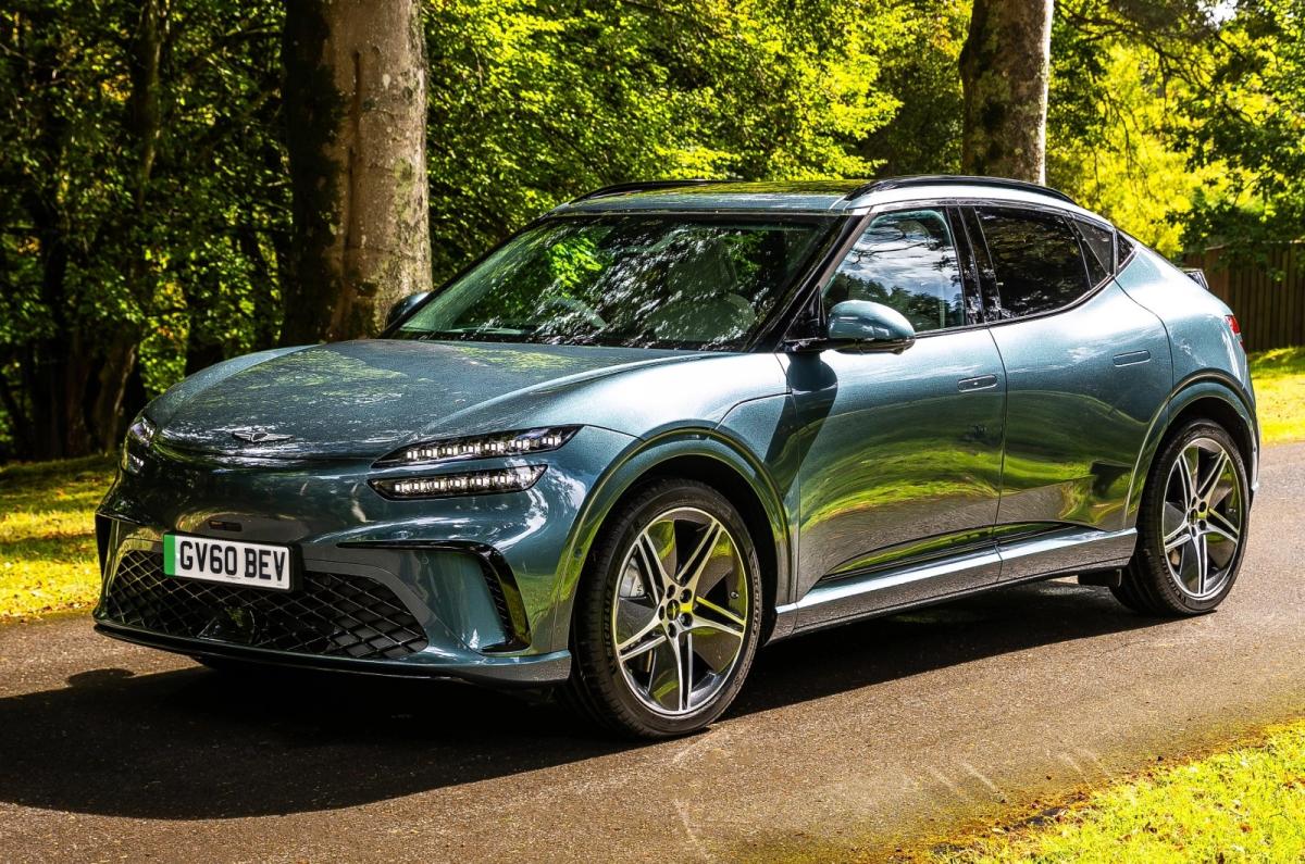 Genesis GV60 static front left
