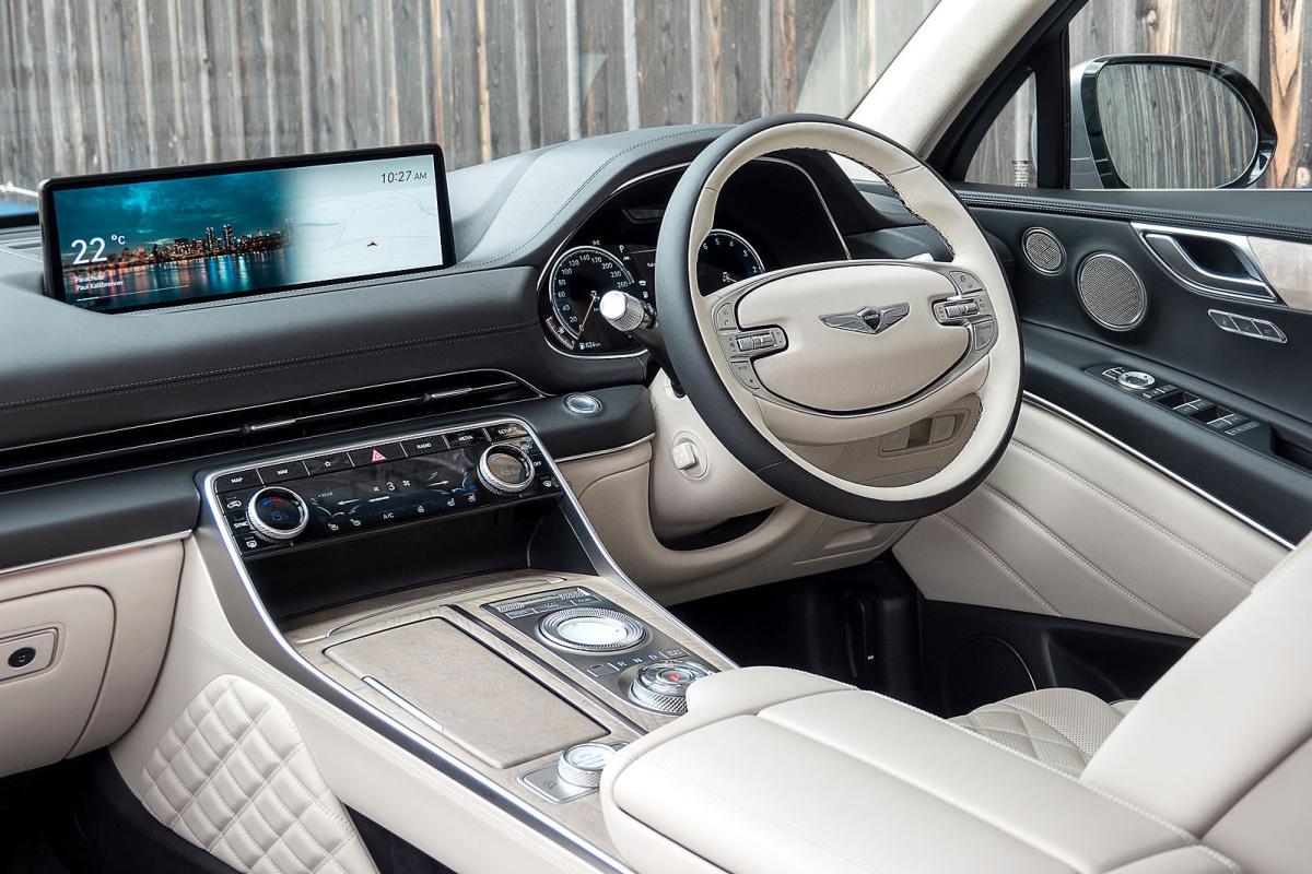 Genesis GV80 interior dashboard