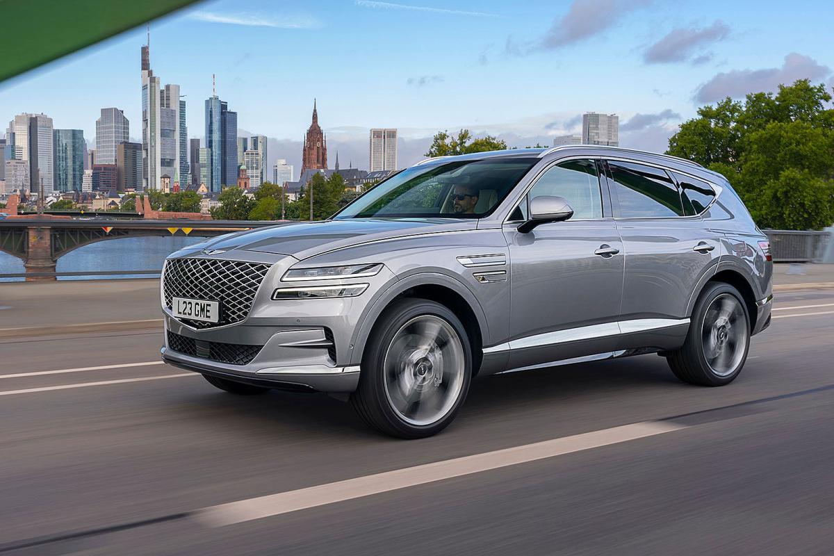 Genesis GV80 front left driving