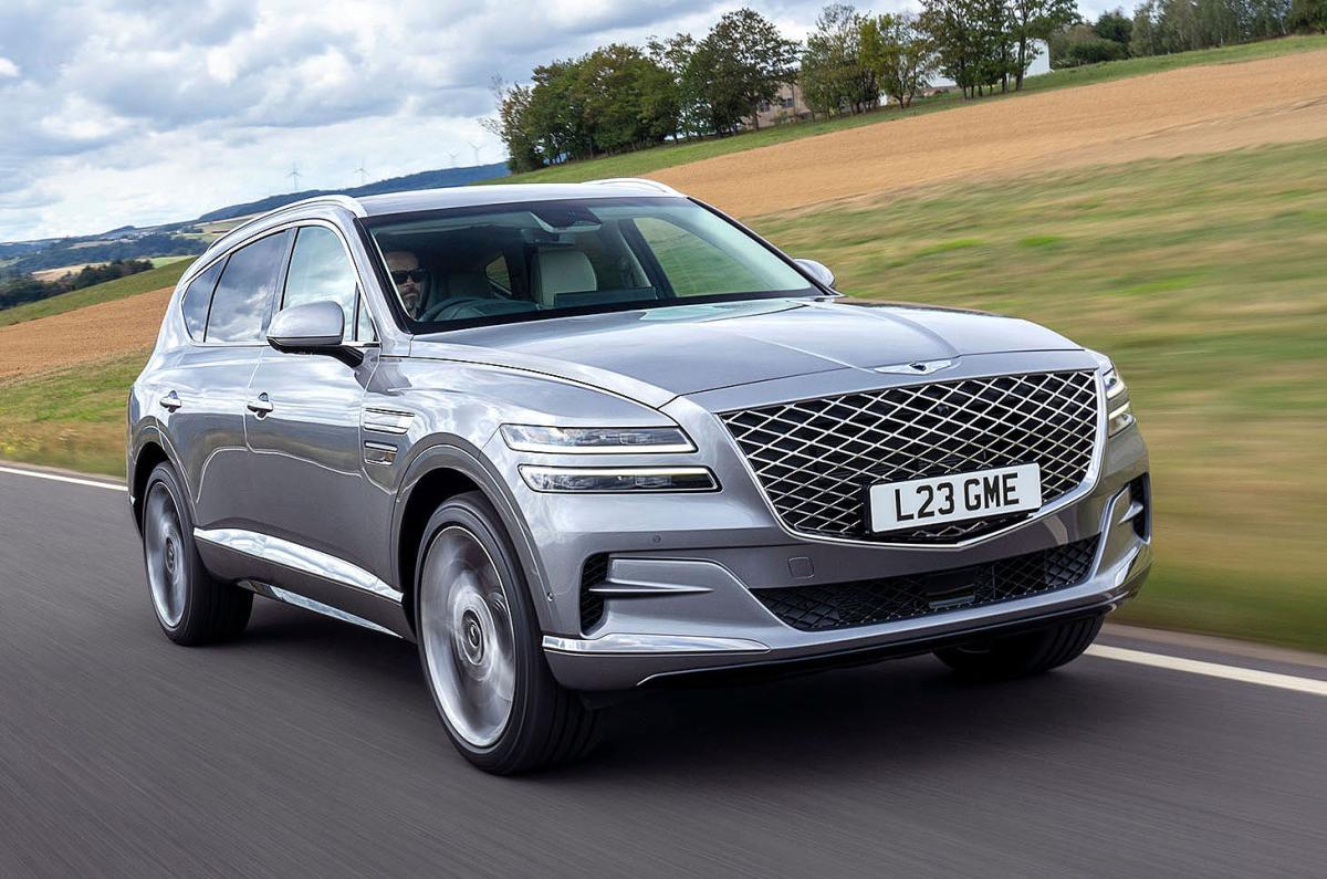 Genesis GV80 front right driving