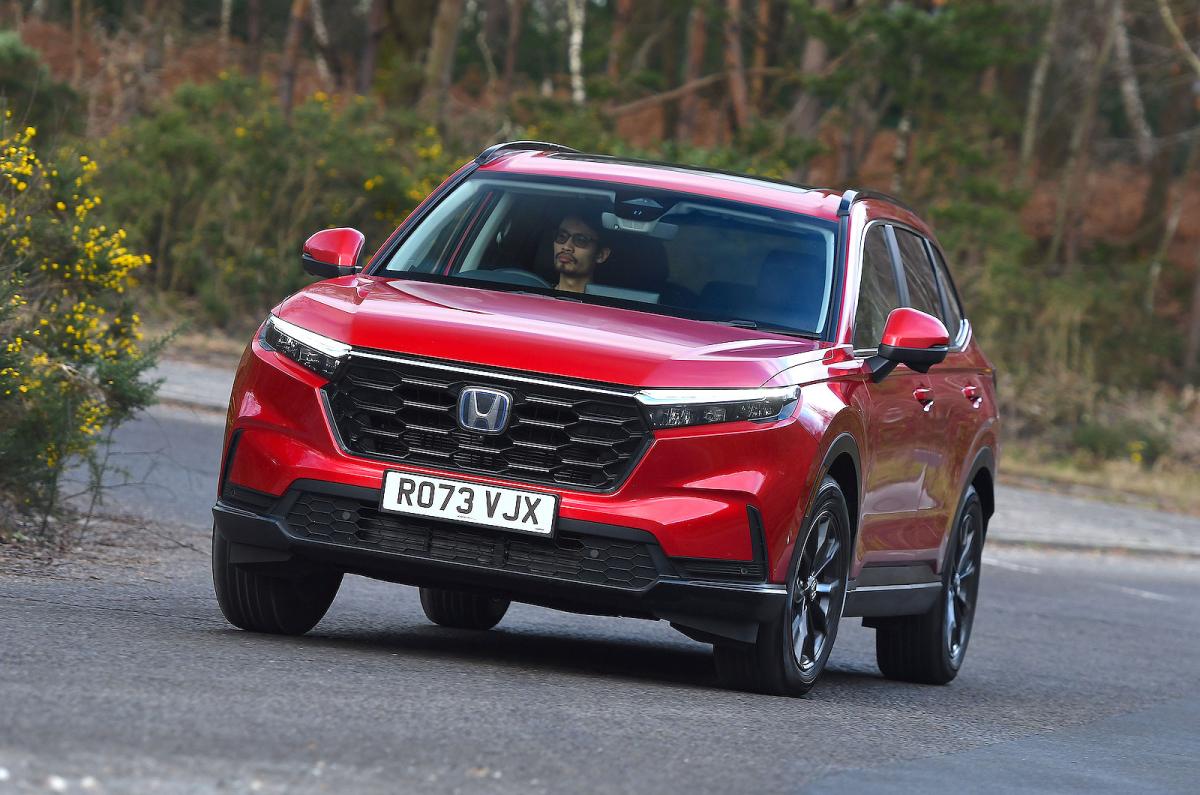 Honda CR-V front cornering