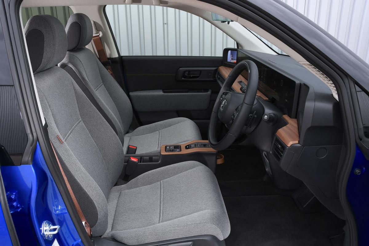 Honda e front seats