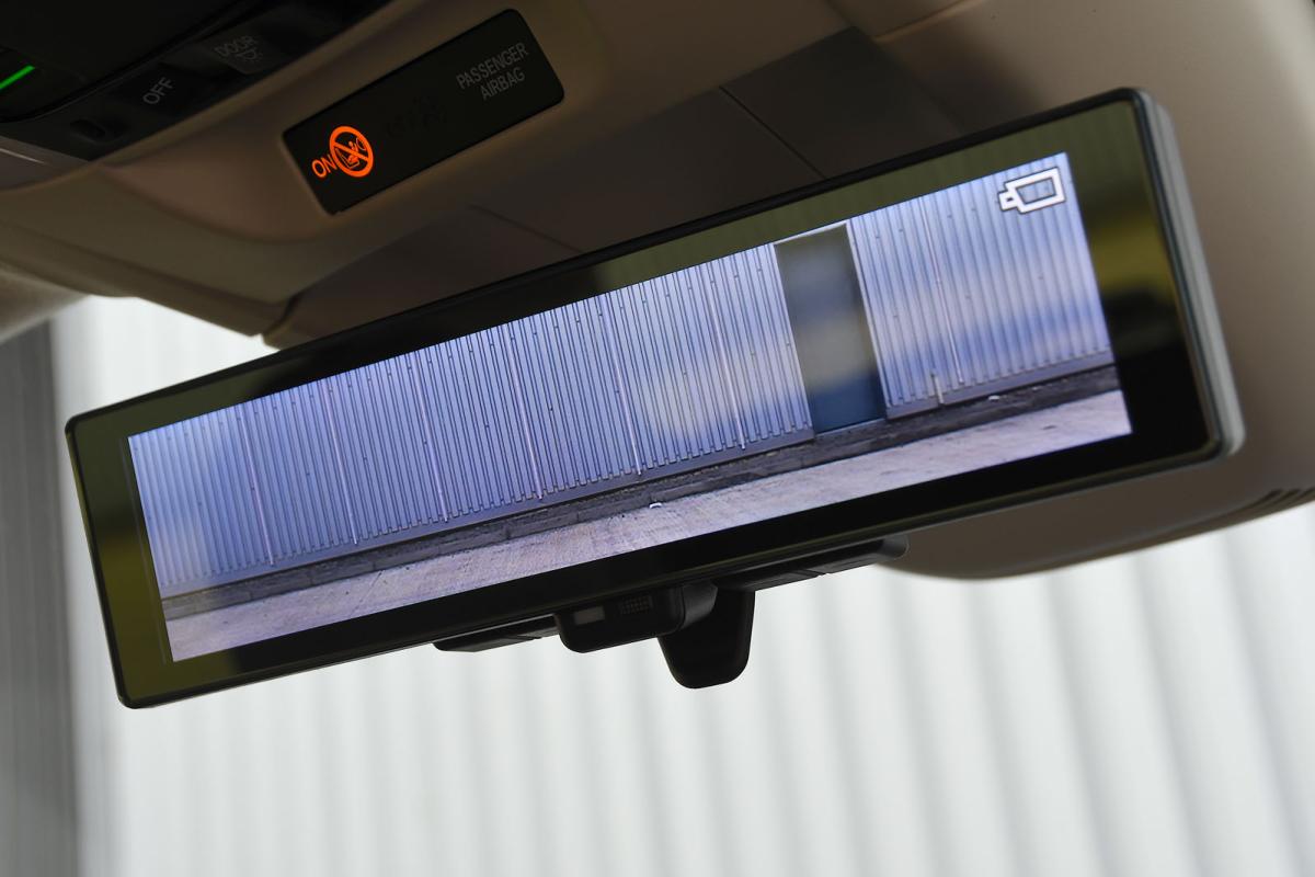 Honda e rear camera