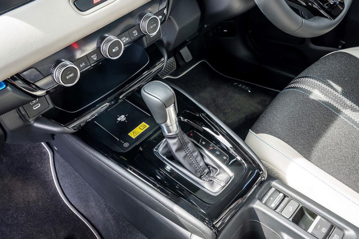 Honda HR-V gear selector