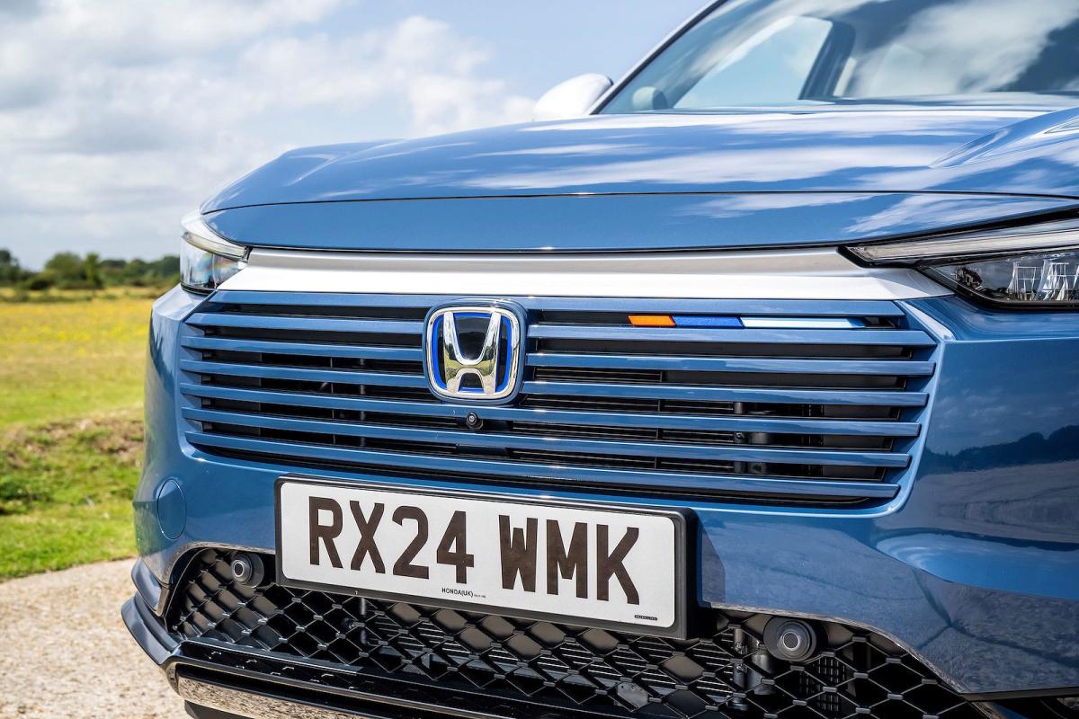 Honda HR-V grille